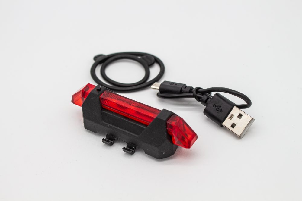 LUZ USB CLETTA TRASERA - Image 2