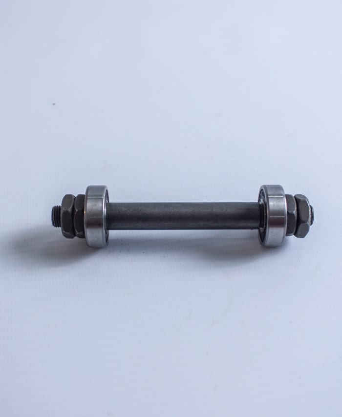 EJE DELANTERO HUECO C/RULEMAN